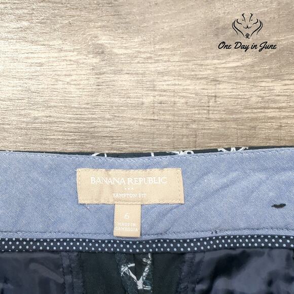 Banana Republic Flat Front Shorts Size 6 - Picture 2 of 7